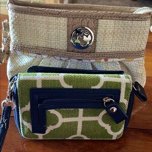 Spartina 449 Textured Beige and Green Clutch Set
